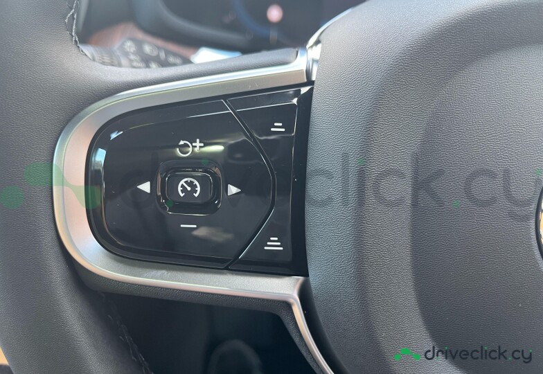 Volvo V60 Black
