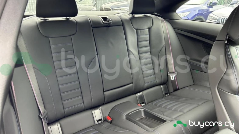 BMW 2 series Фиолетовый