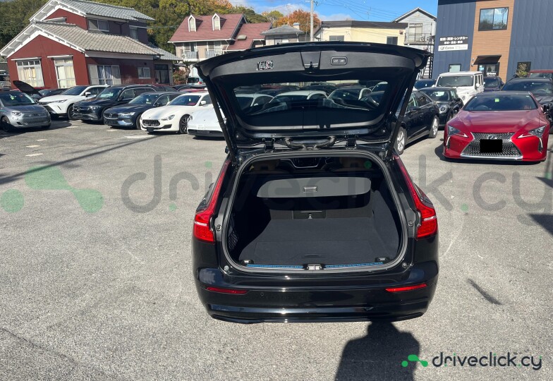 Volvo V60 Black