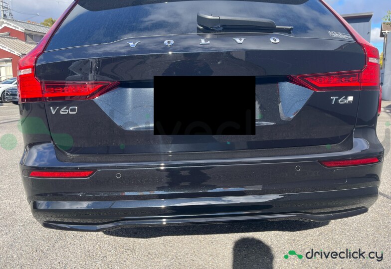 Volvo V60 Black