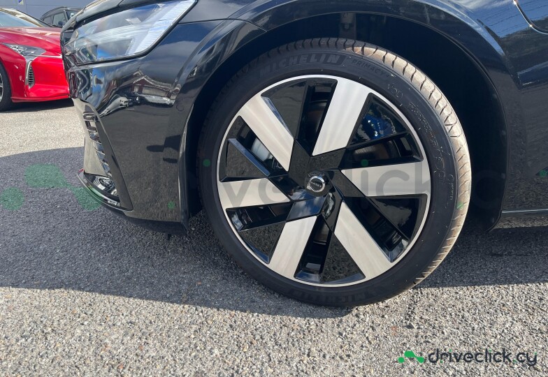 Volvo V60 Black