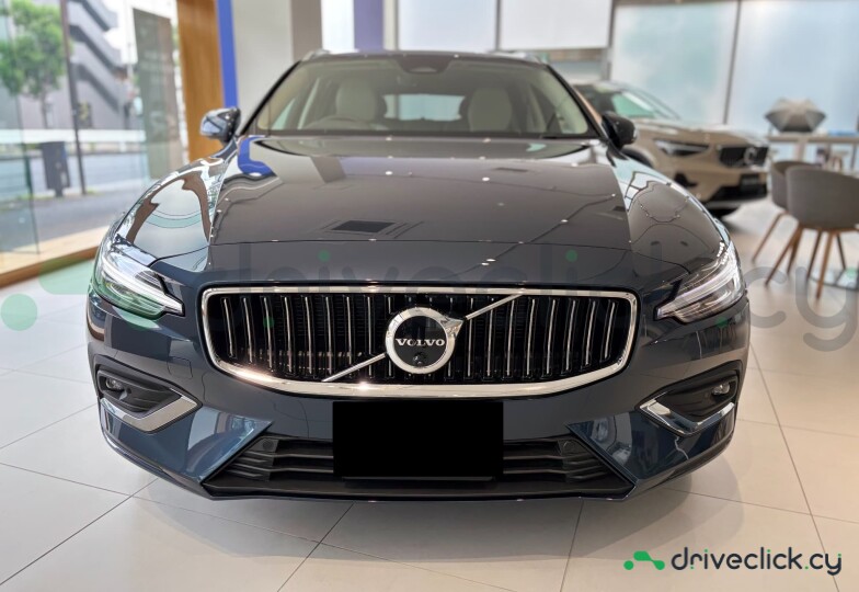 Volvo V60 Blue