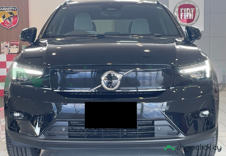 Volvo EX30 Black