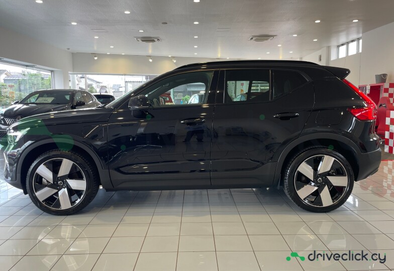 Volvo EX30 Black