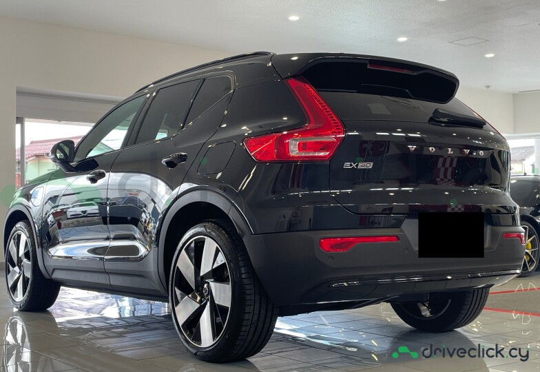 Volvo EX30 Black