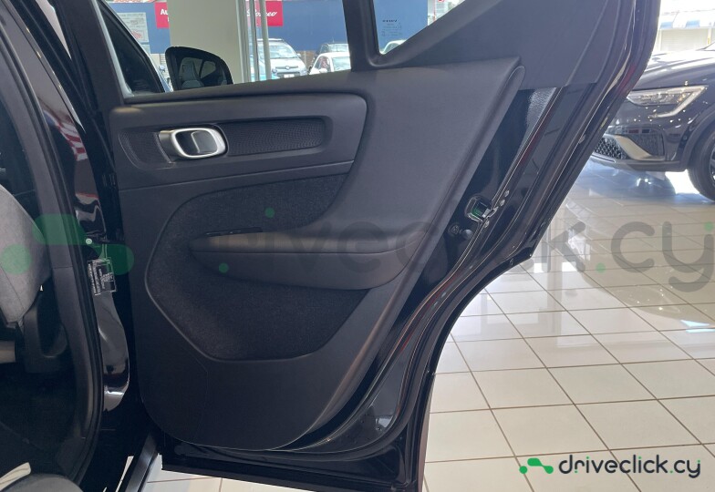Volvo EX30 Black