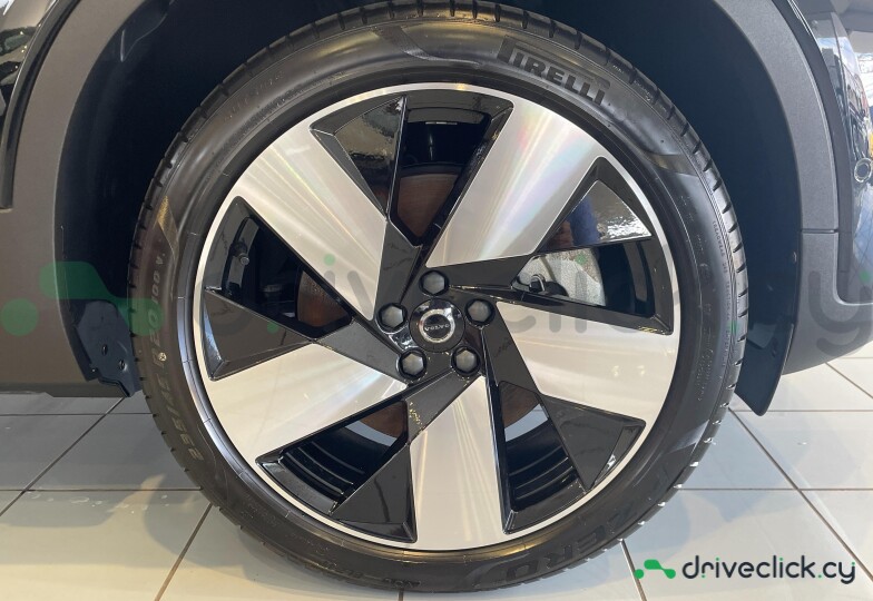 Volvo EX30 Black