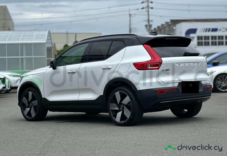 Volvo EX30 White