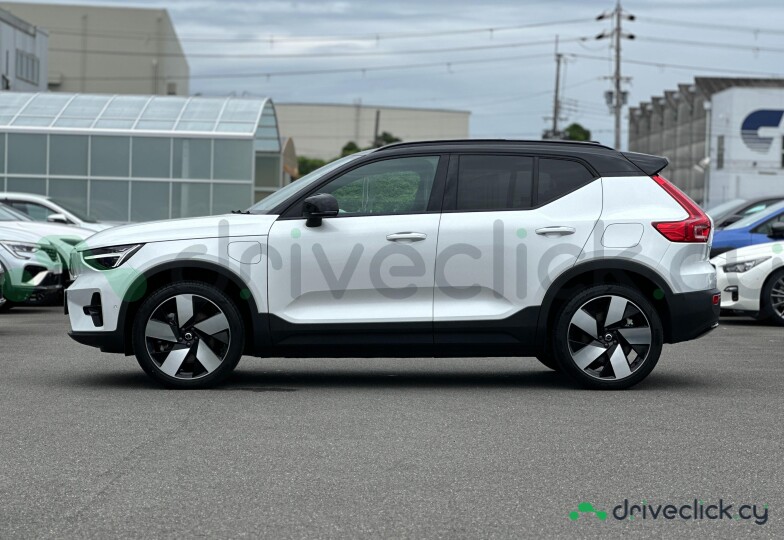 Volvo EX30 White