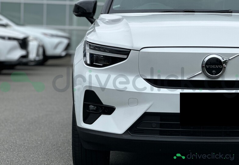 Volvo EX30 White