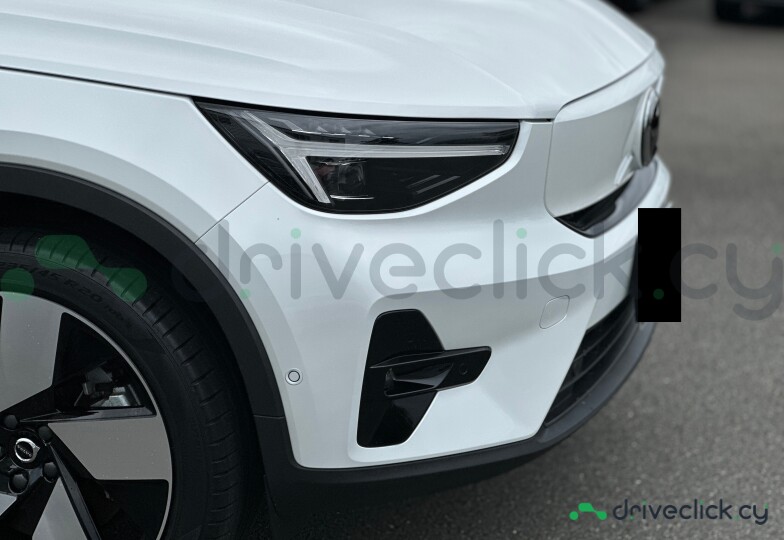 Volvo EX30 White