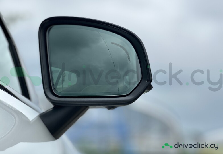 Volvo EX30 White