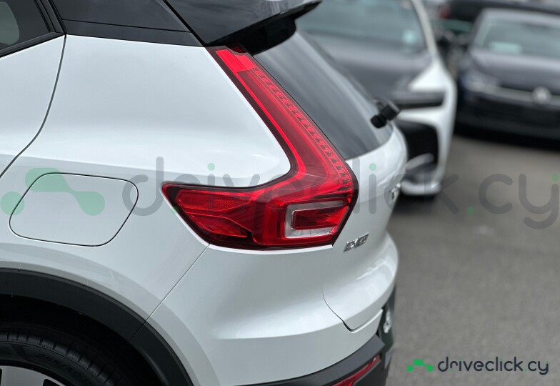 Volvo EX30 White