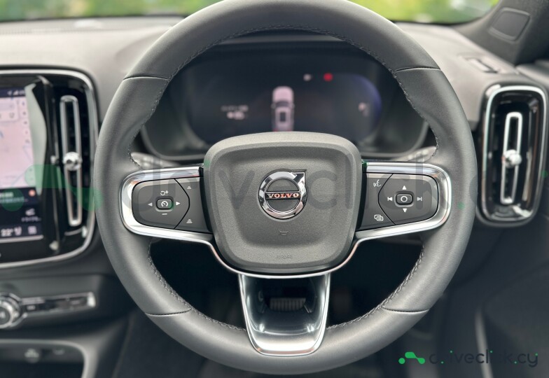 Volvo EX30 White