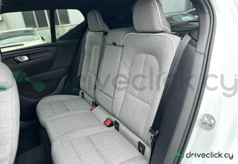Volvo EX30 White