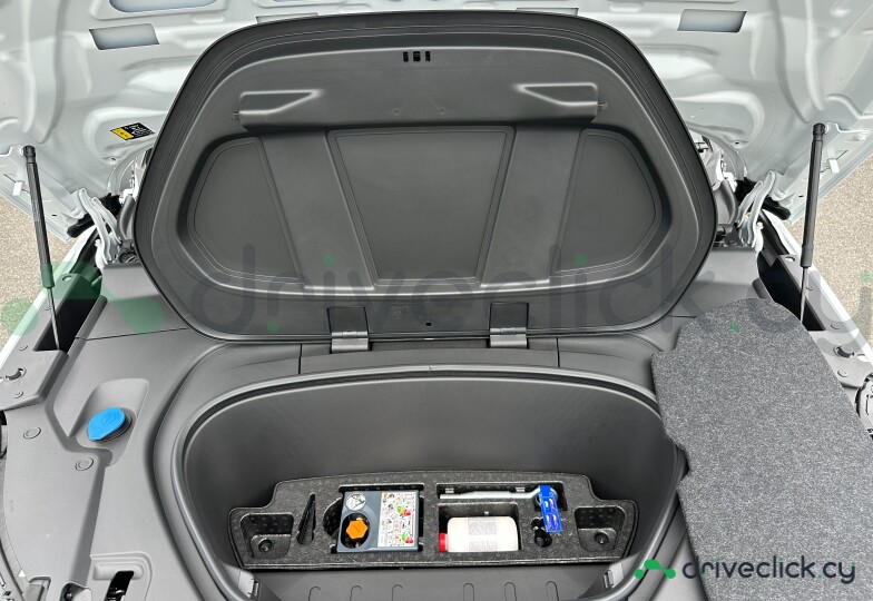 Volvo EX30 White