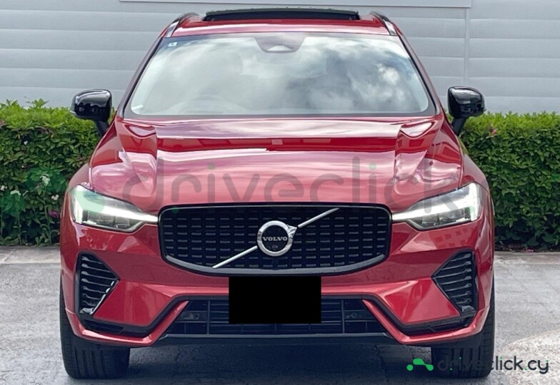Volvo XC60 Red