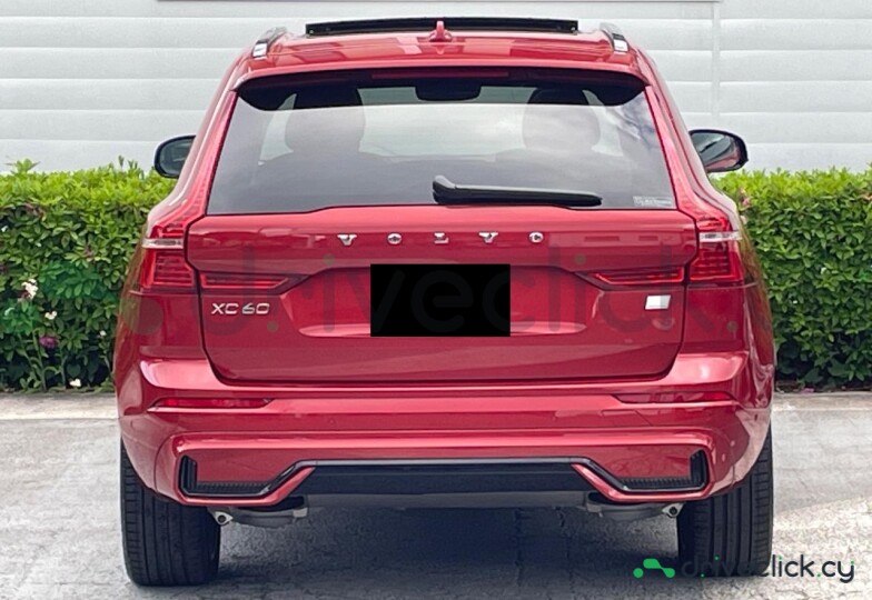 Volvo XC60 Red