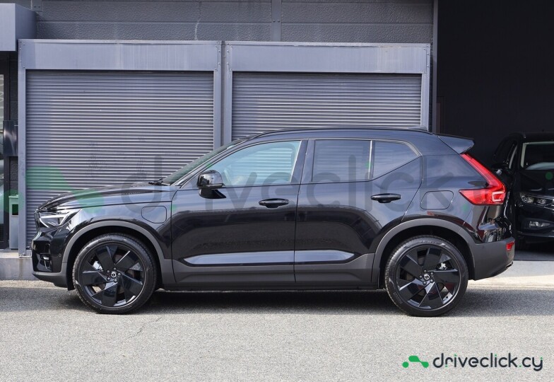 Volvo EX30 Black
