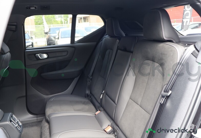 Volvo EX30 Black
