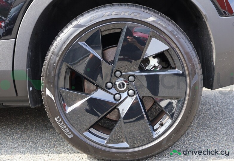 Volvo EX30 Black