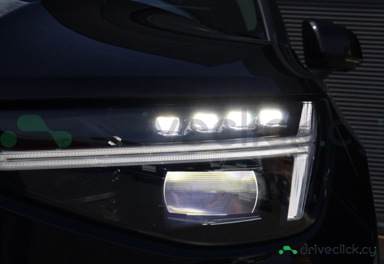 Volvo EX30 Black