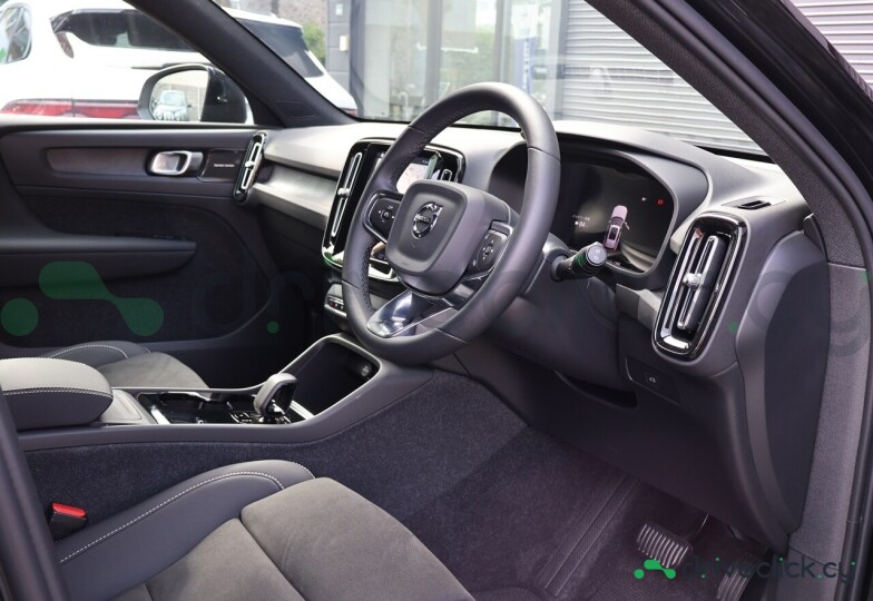Volvo EX30 Black