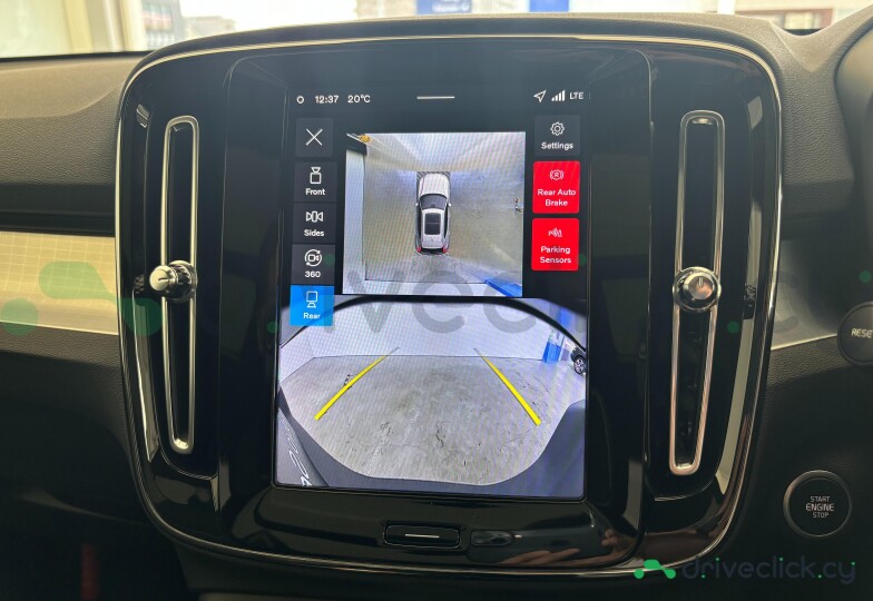 Volvo XC40 Green