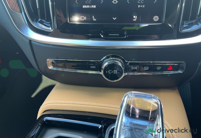 Volvo V60 Black