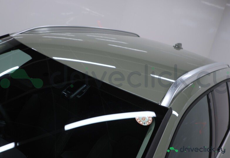 Volvo XC40 Green