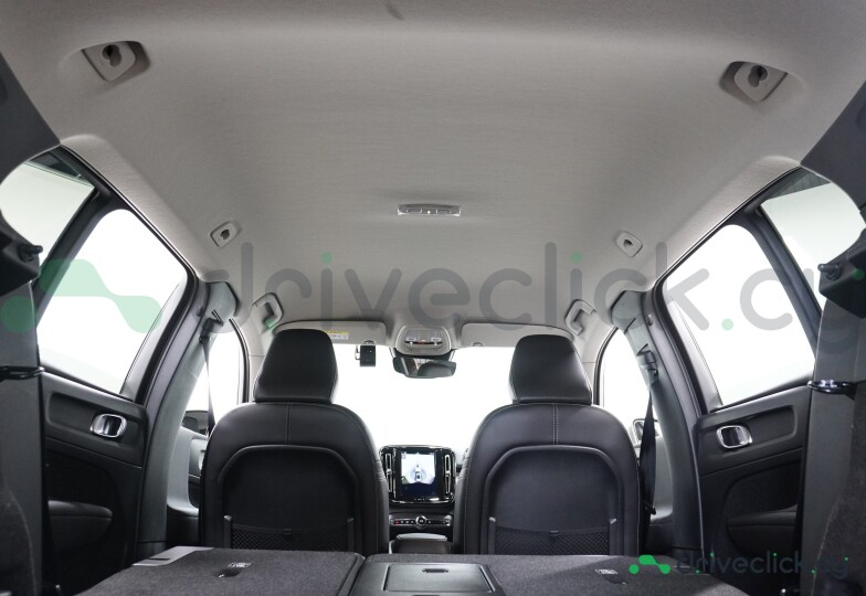 Volvo XC40 Green