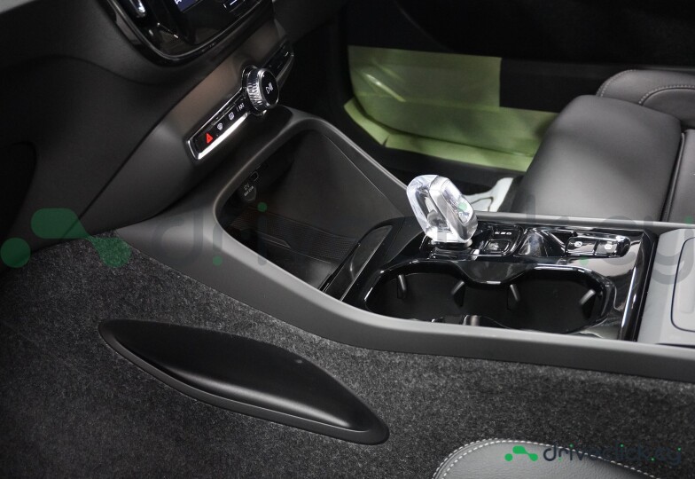 Volvo XC40 Green