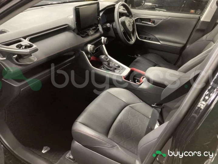 Toyota RAV4 Черный