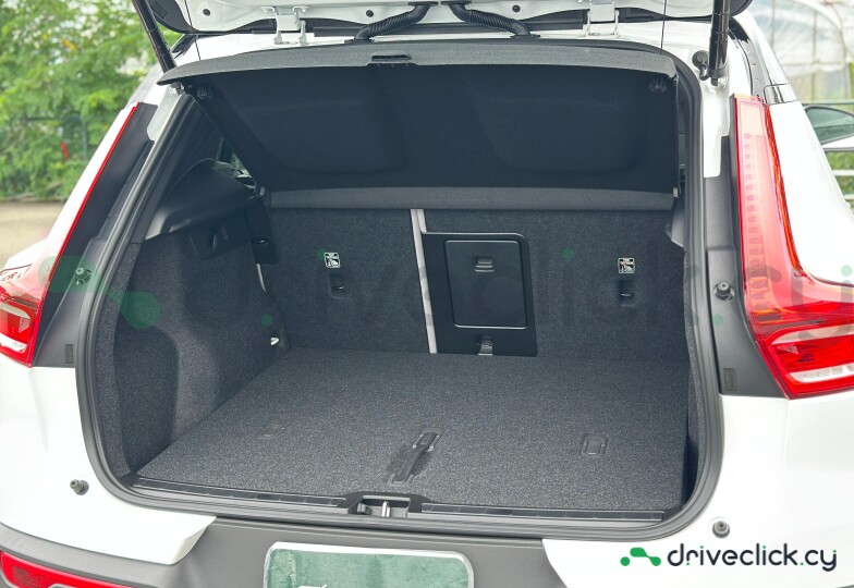 Volvo EX30 White