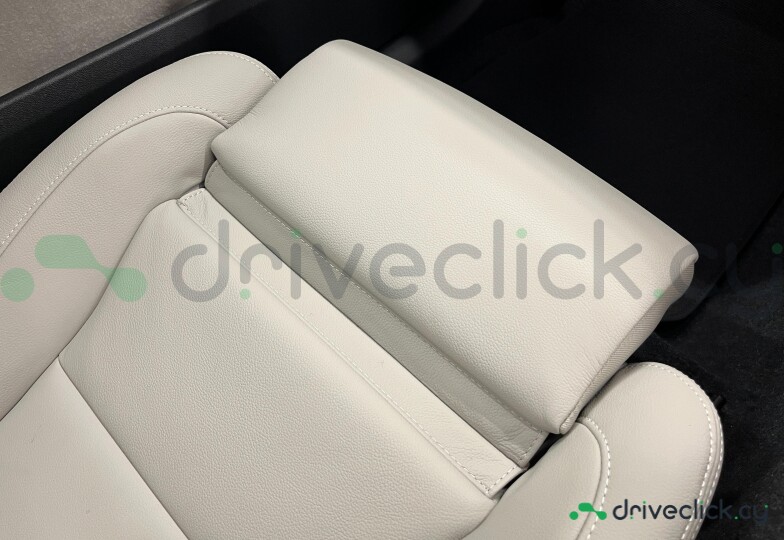 Volvo XC40 White