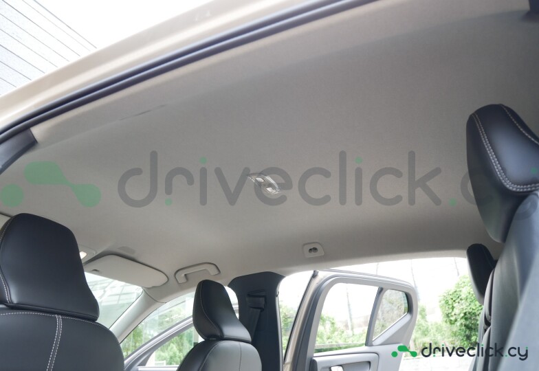 Volvo XC40 Beige