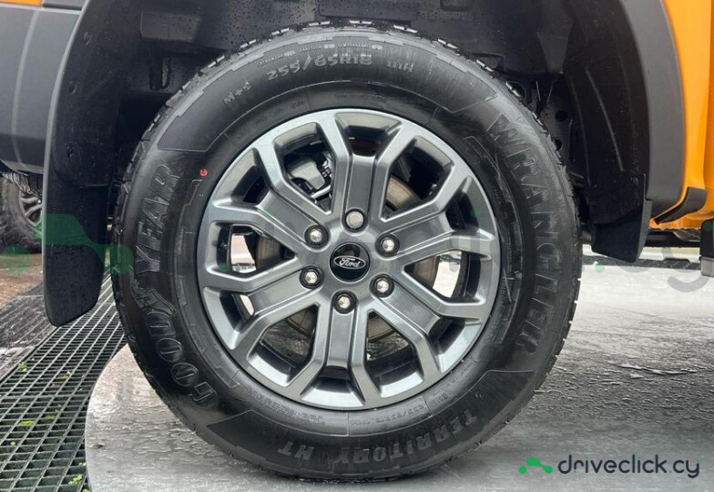 Ford Ranger Желтый