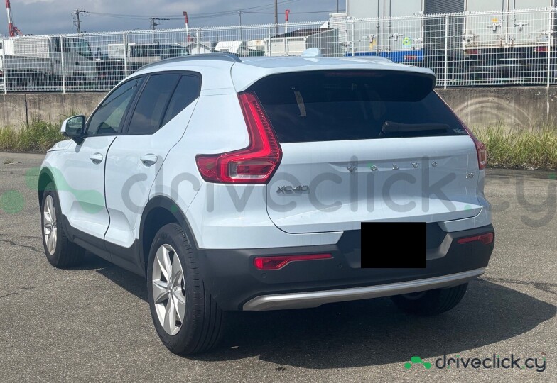 Volvo XC40 Blue