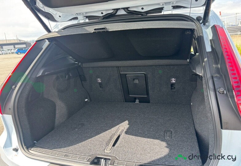Volvo XC40 Blue