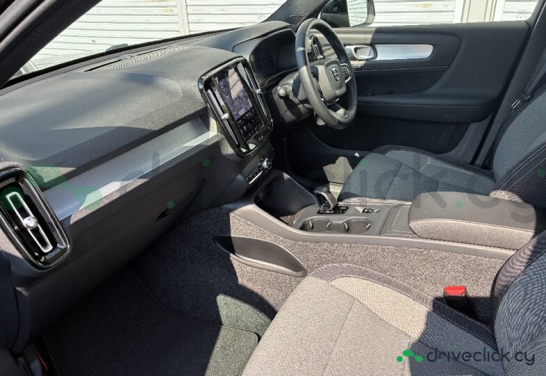 Volvo XC40 Black