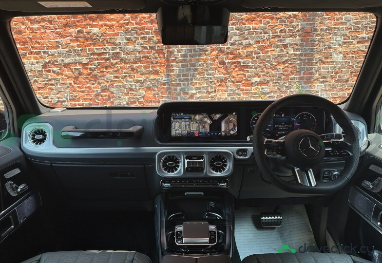 Mercedes G-class Black