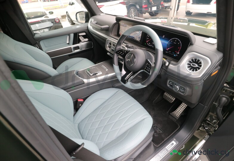 Mercedes G-class Green