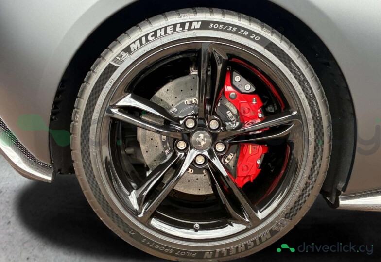 Ferrari 296 Black