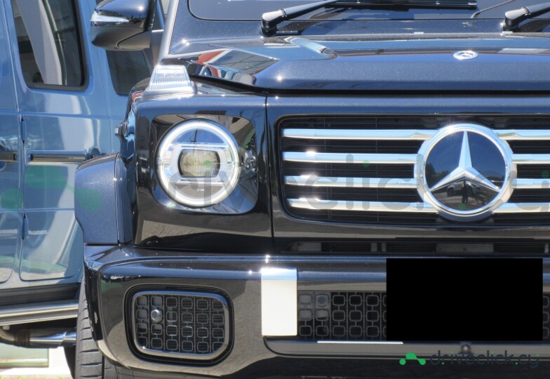 Mercedes G-class Black