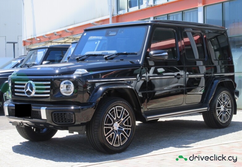 Mercedes G-class Black