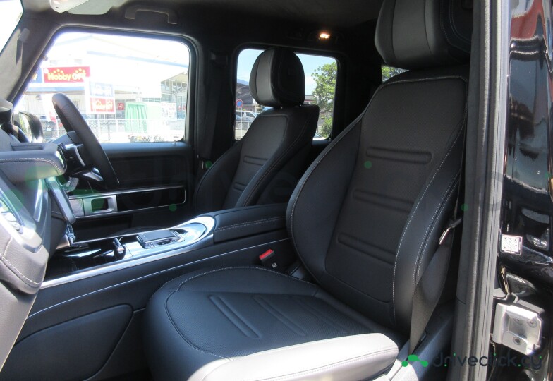 Mercedes G-class Black