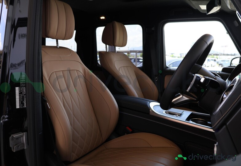 Mercedes G-class Black