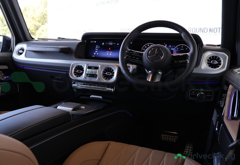 Mercedes G-class Black