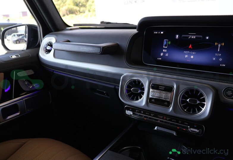 Mercedes G-class Black