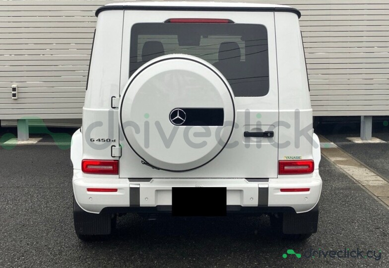 Mercedes G-class White